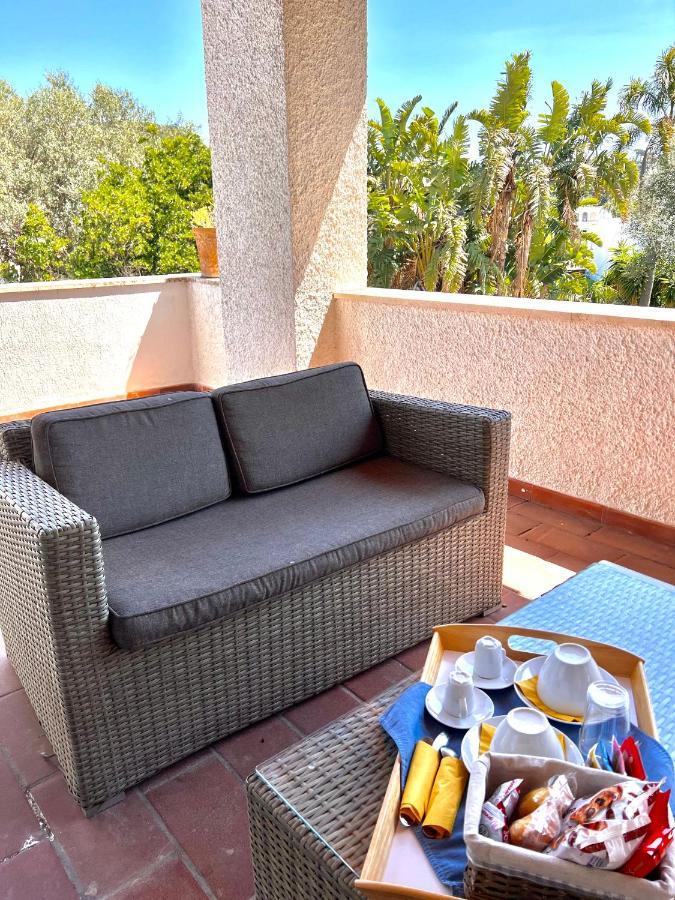 B&B Villa Regine Forio  ภายนอก รูปภาพ